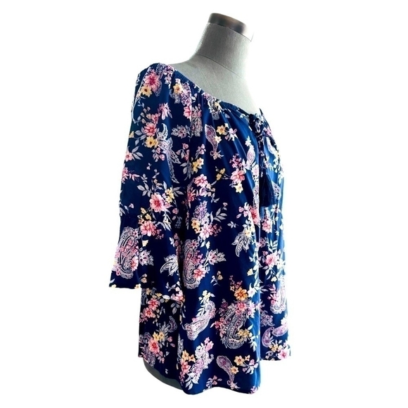 NWOT Bailey & Chloe Floral Tassel Scoop Neck Bell Flare Long Sleeve Blouse Top - Picture 3 of 5